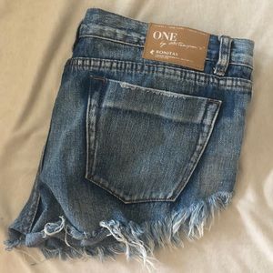 Bonitas Shorts - low waisted